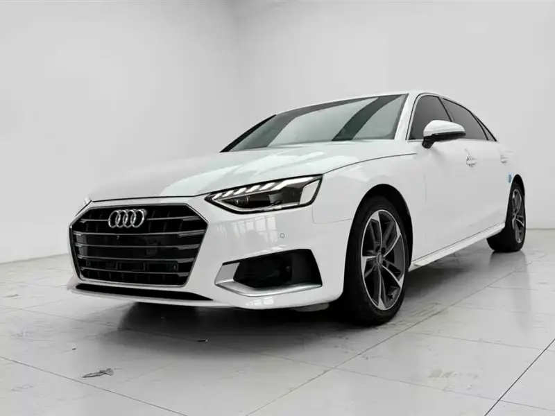 Audi A4L, 2020
