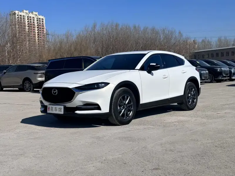 Mazda CX-4, 2022