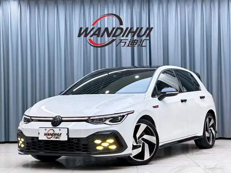 Volkswagen Golf GTI, 2022