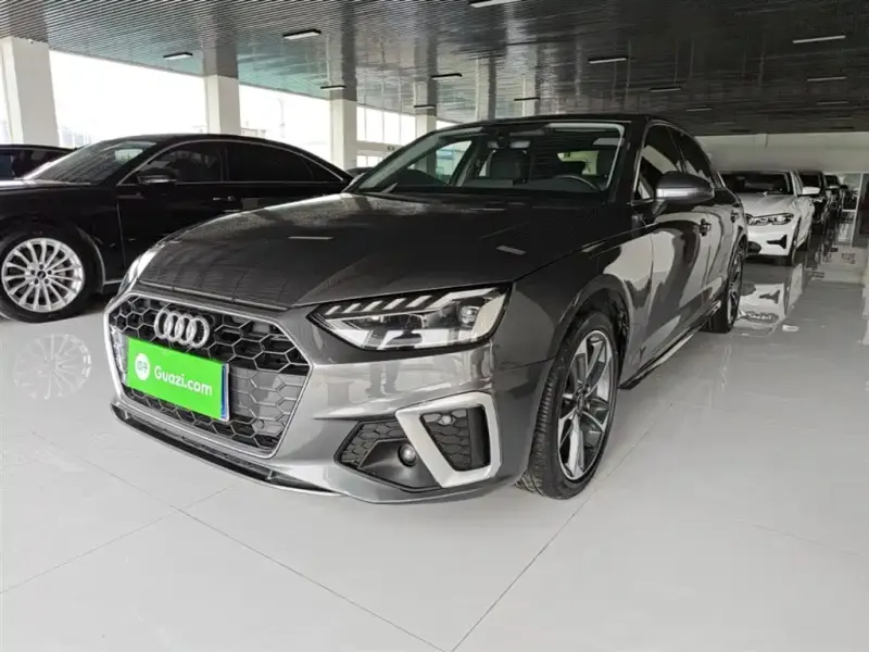 Audi A4L, 2022