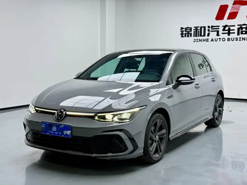 Volkswagen Golf, 2023