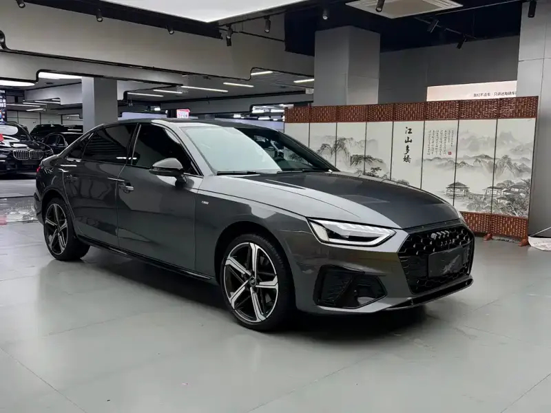 Audi A4L, 2025