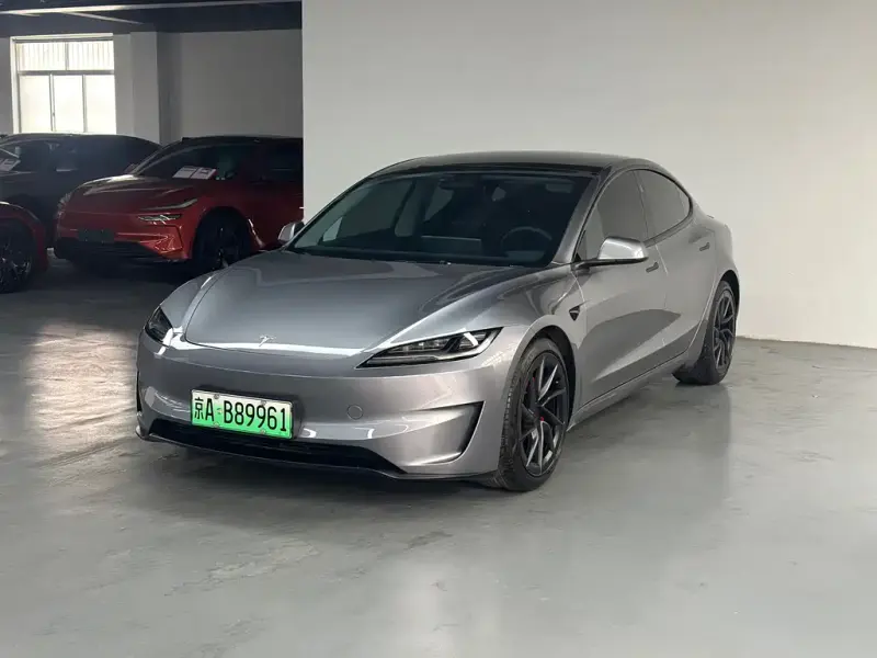 Tesla Model 3, 2024