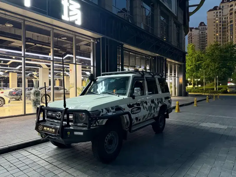 Toyota Land Cruiser, 2023