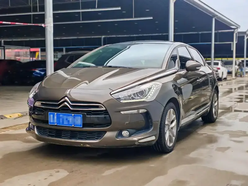 DS 5, 2014