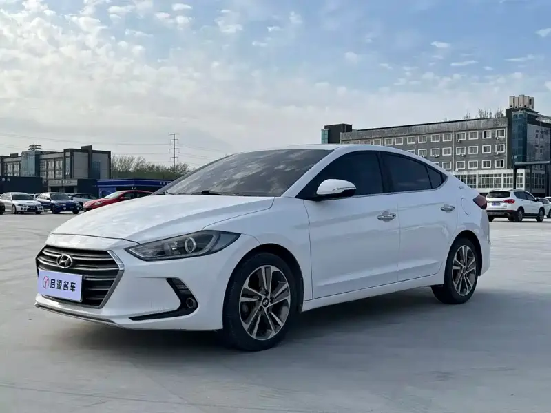 Hyundai Elantra, 2018