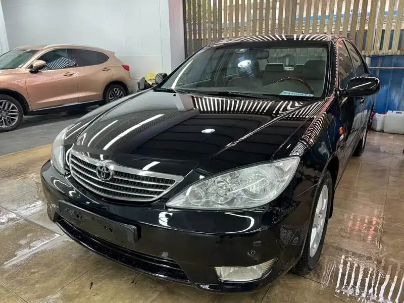 Toyota Camry, 2005