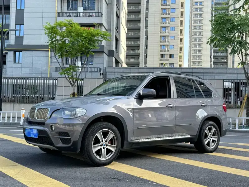BMW X5 (Import), 2012