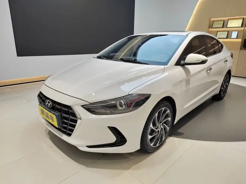 Hyundai Elantra, 2020