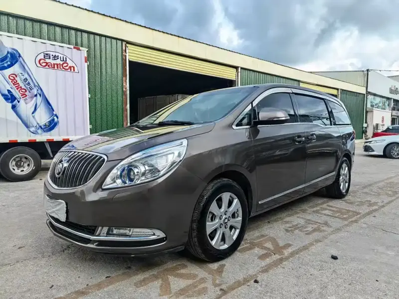 Buick GL8, 2015