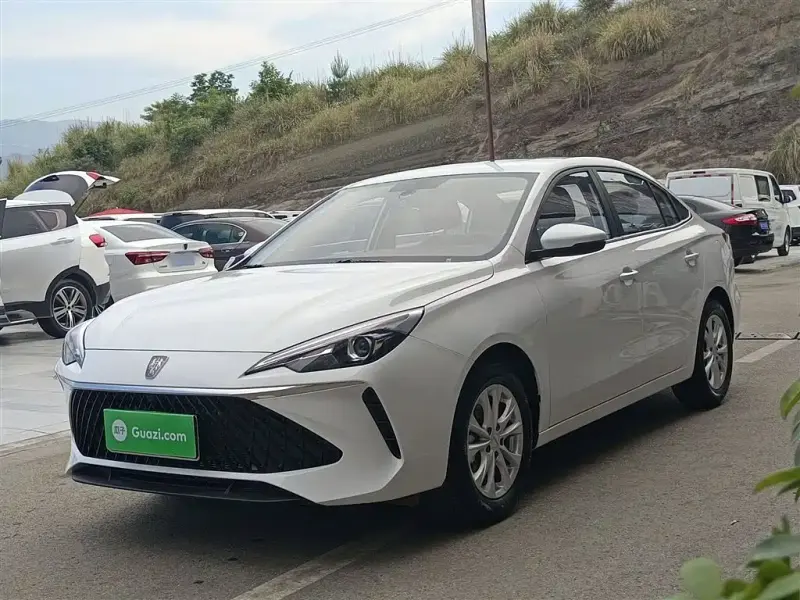 Roewe i5, 2025