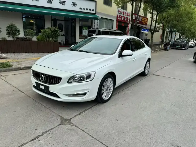 Volvo S60, 2020