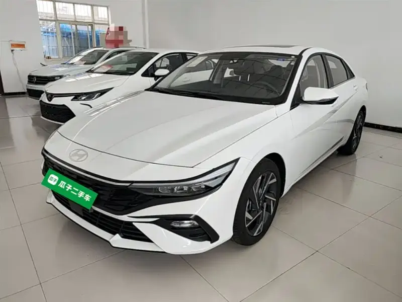 Hyundai Elantra, 2026