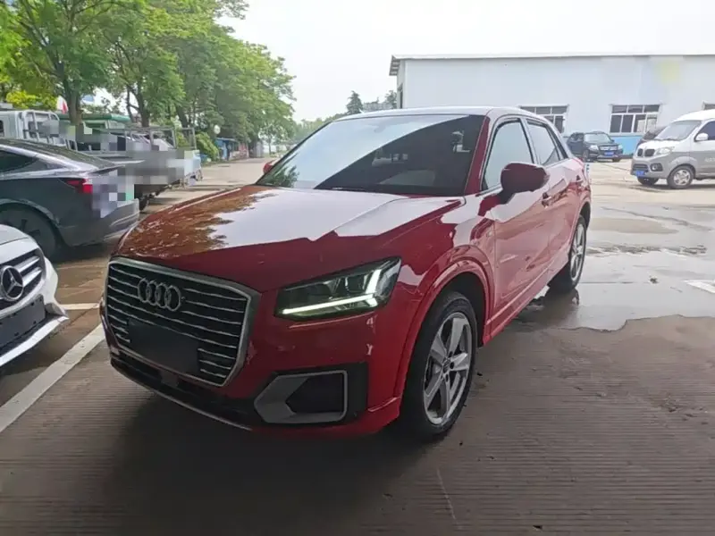 Audi Q2L, 2020