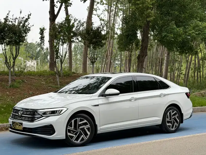 Volkswagen Sagitar, 2023