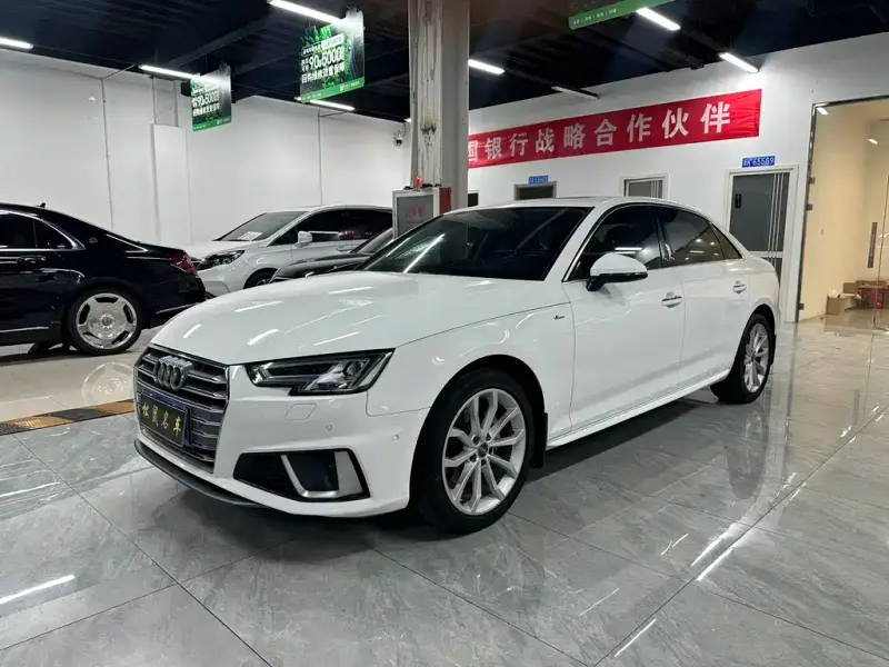 Audi A4L, 2019