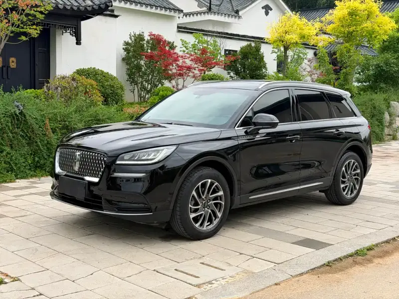 Lincoln Corsair, 2022