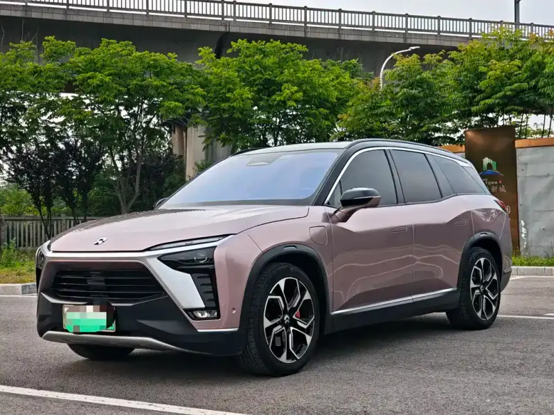 NIO ES8, 2022