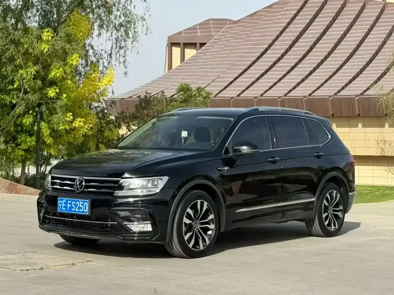 Volkswagen Tiguan L, 2021