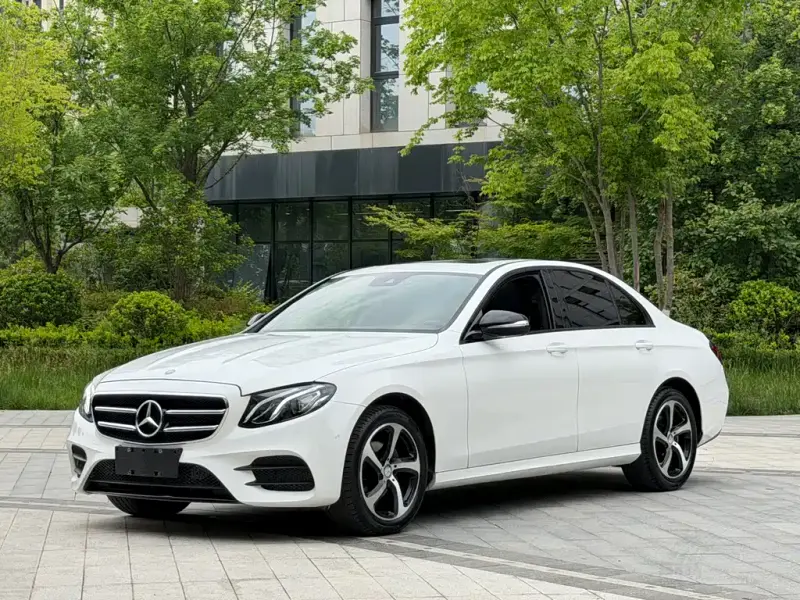 Mercedes-Benz E-Class, 2016