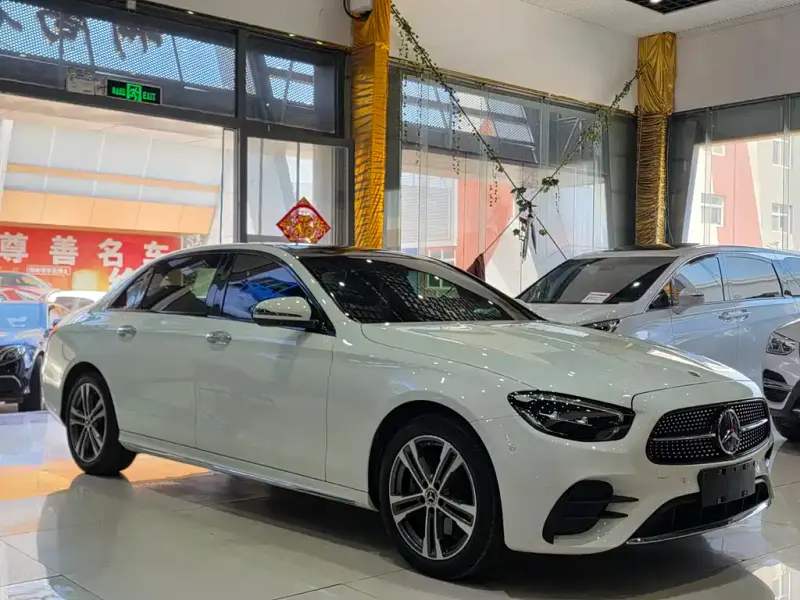 Mercedes-Benz E-Class, 2022