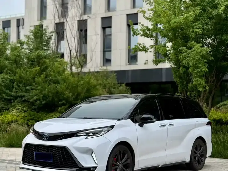 Toyota Sienna, 2022