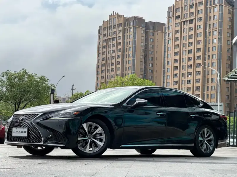 Lexus LS, 2019