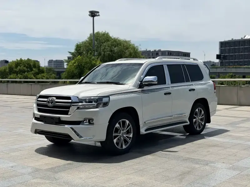 Toyota Land Cruiser, 2018
