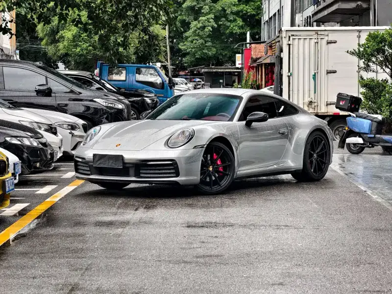 Porsche 911, 2021