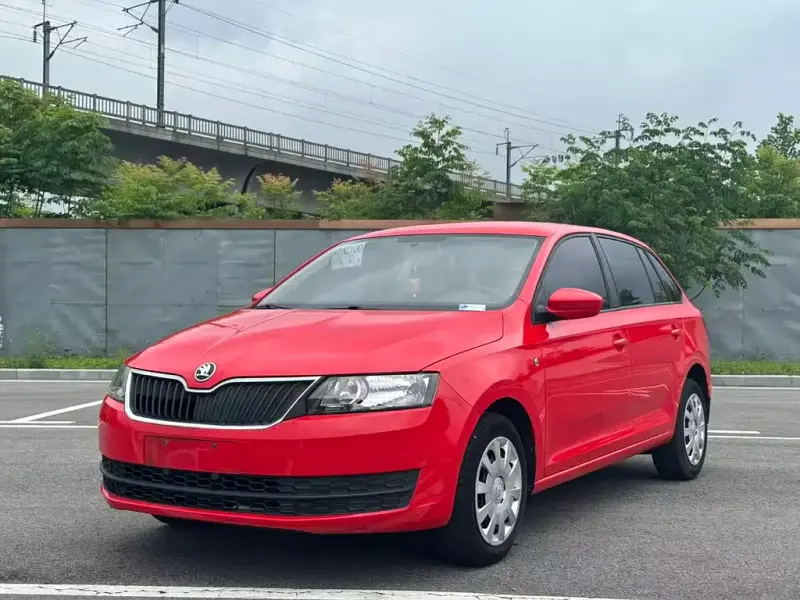 Skoda Rapid Spaceback, 2014