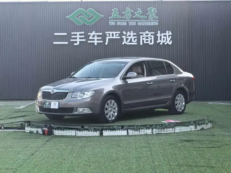Skoda Superb, 2012