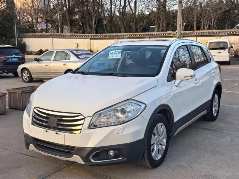 Suzuki S-Cross, 2014