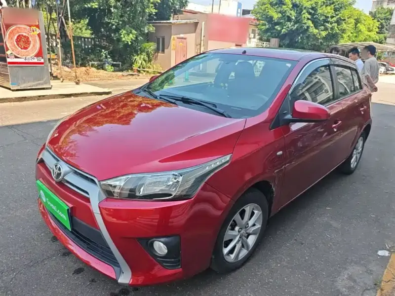 Toyota Yaris L, 2015