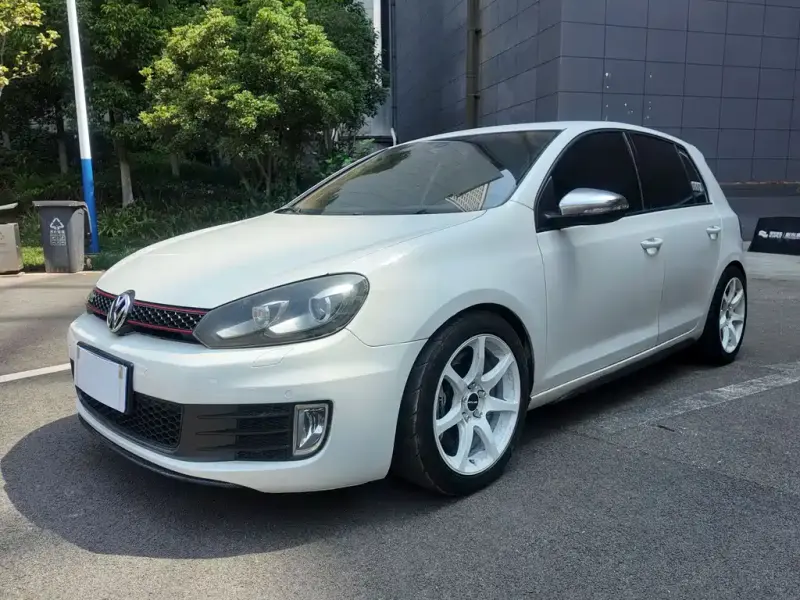 Volkswagen Golf GTI, 2012