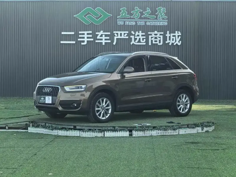 Audi Q3, 2015