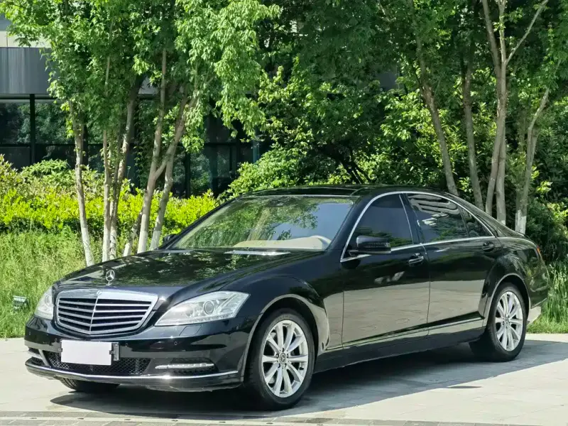 Mercedes-Benz S-Class, 2011