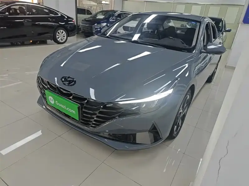 Hyundai Elantra, 2021