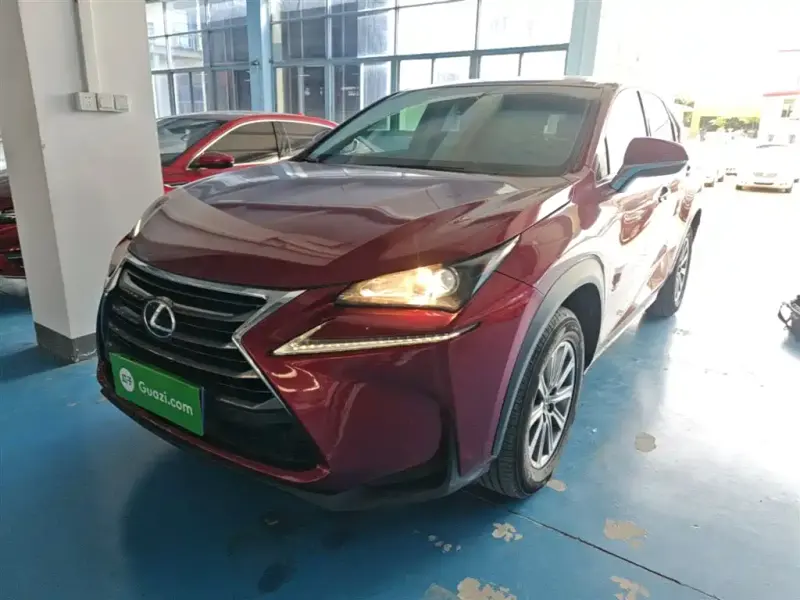 Lexus NX, 2017
