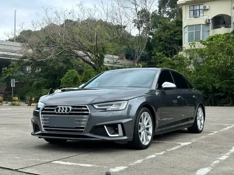 Audi A4L, 2019