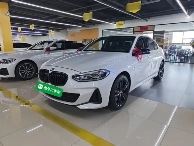 BMW 1 Series, 2022