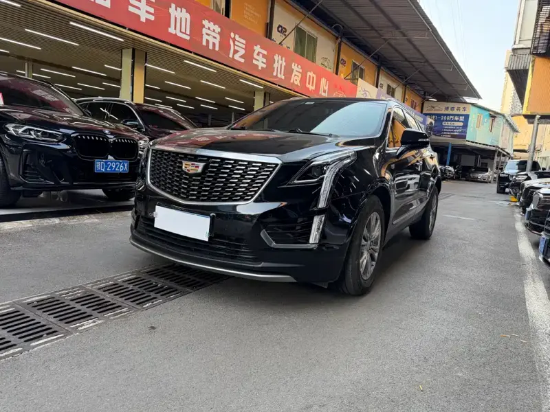 Cadillac XT5, 2022