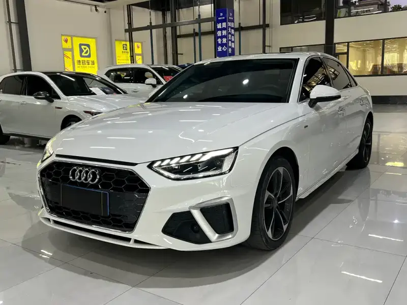 Audi A4L, 2021