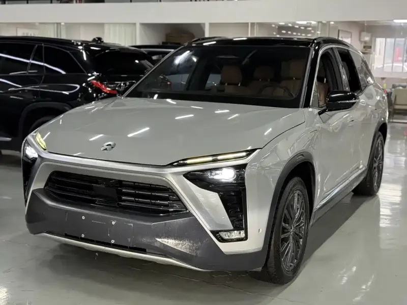 NIO ES8, 2021