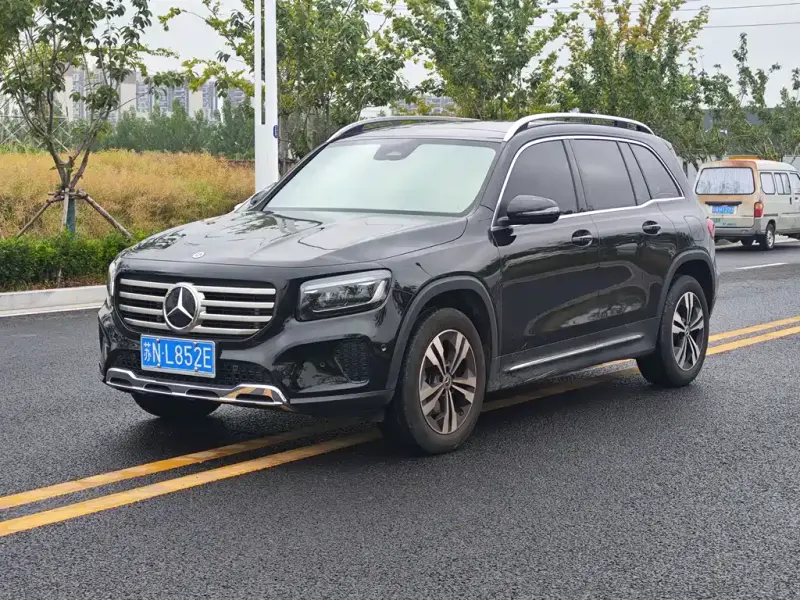 Mercedes-Benz GLB, 2025