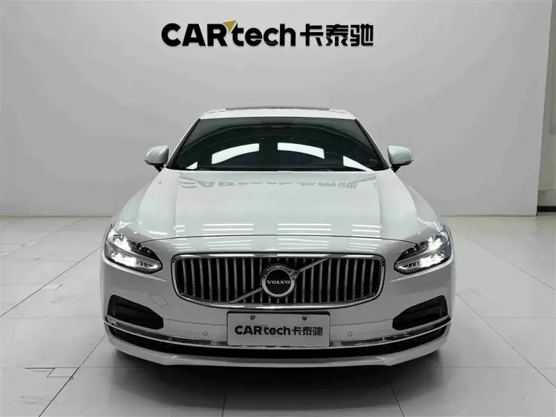 Volvo S90, 2023