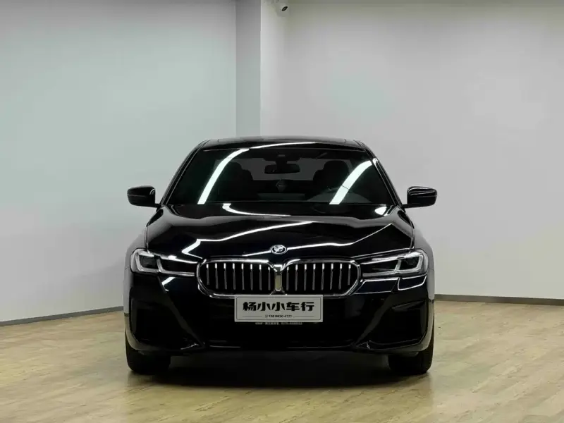 BMW 5 Series, 2022