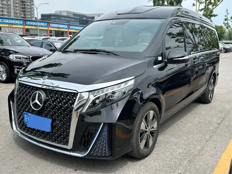 Mercedes-Benz V-Class, 2025