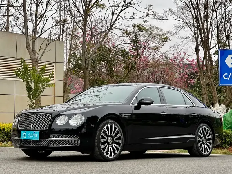 Bentley Flying Spur, 2014