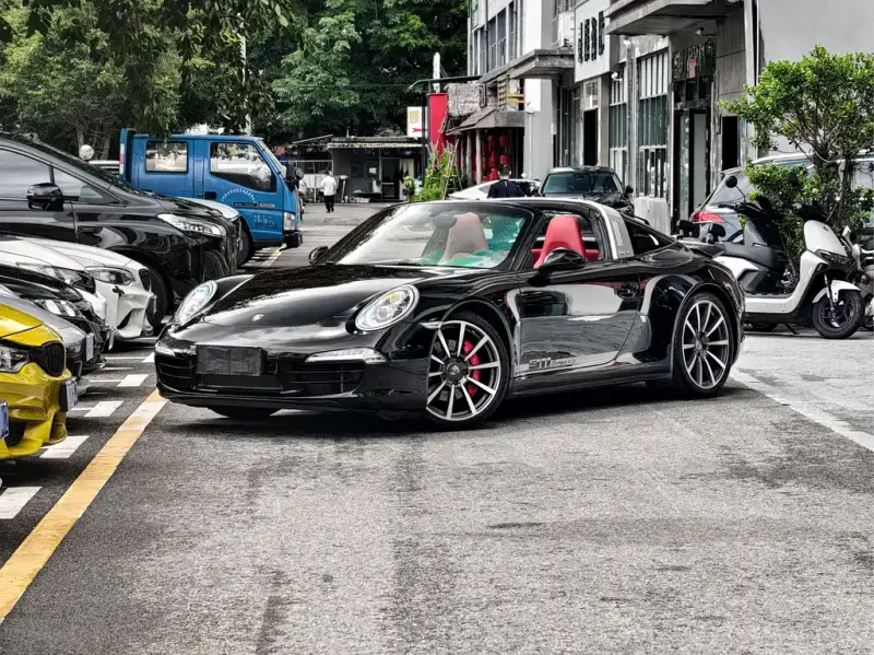 Porsche 911, 2014