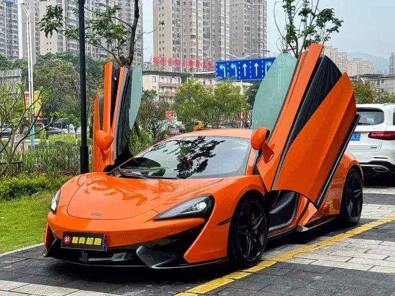 McLaren 570, 2018